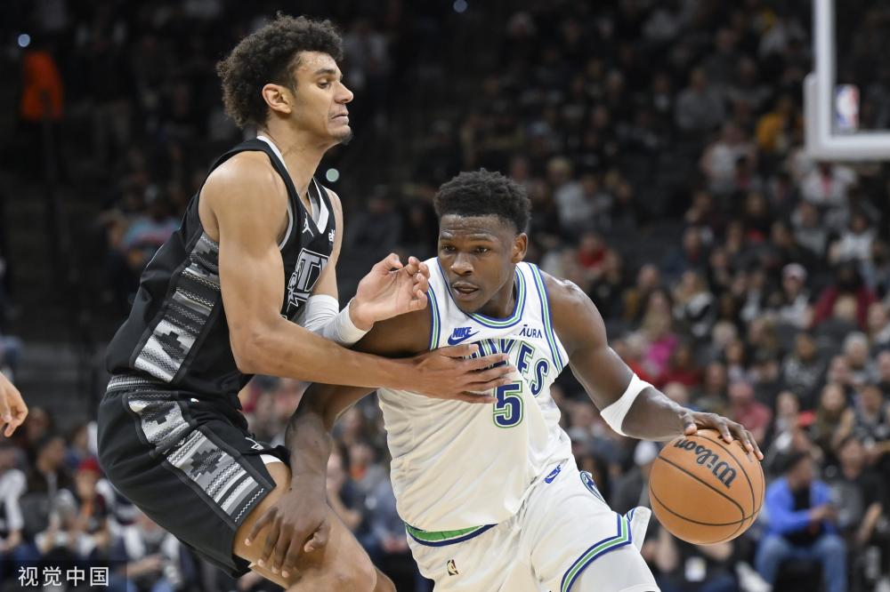 面对的是一 面对的是一