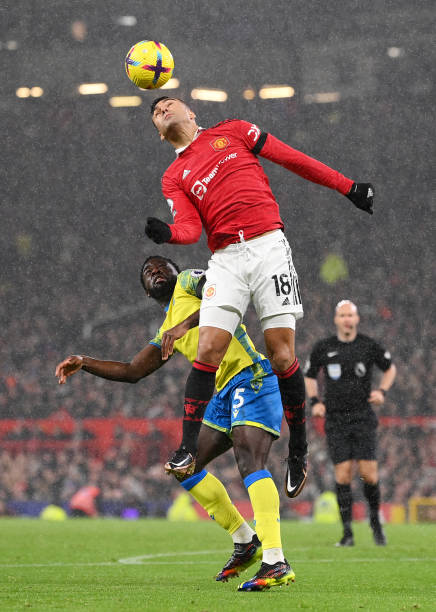 分别占据了 分别占据了